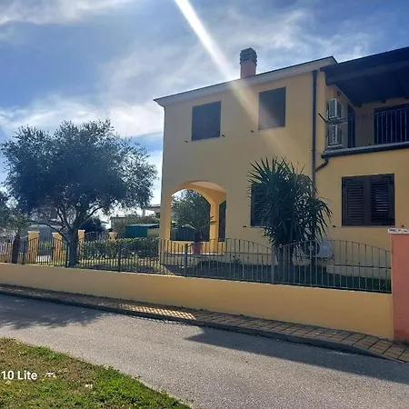 بيت للعطل Girasole